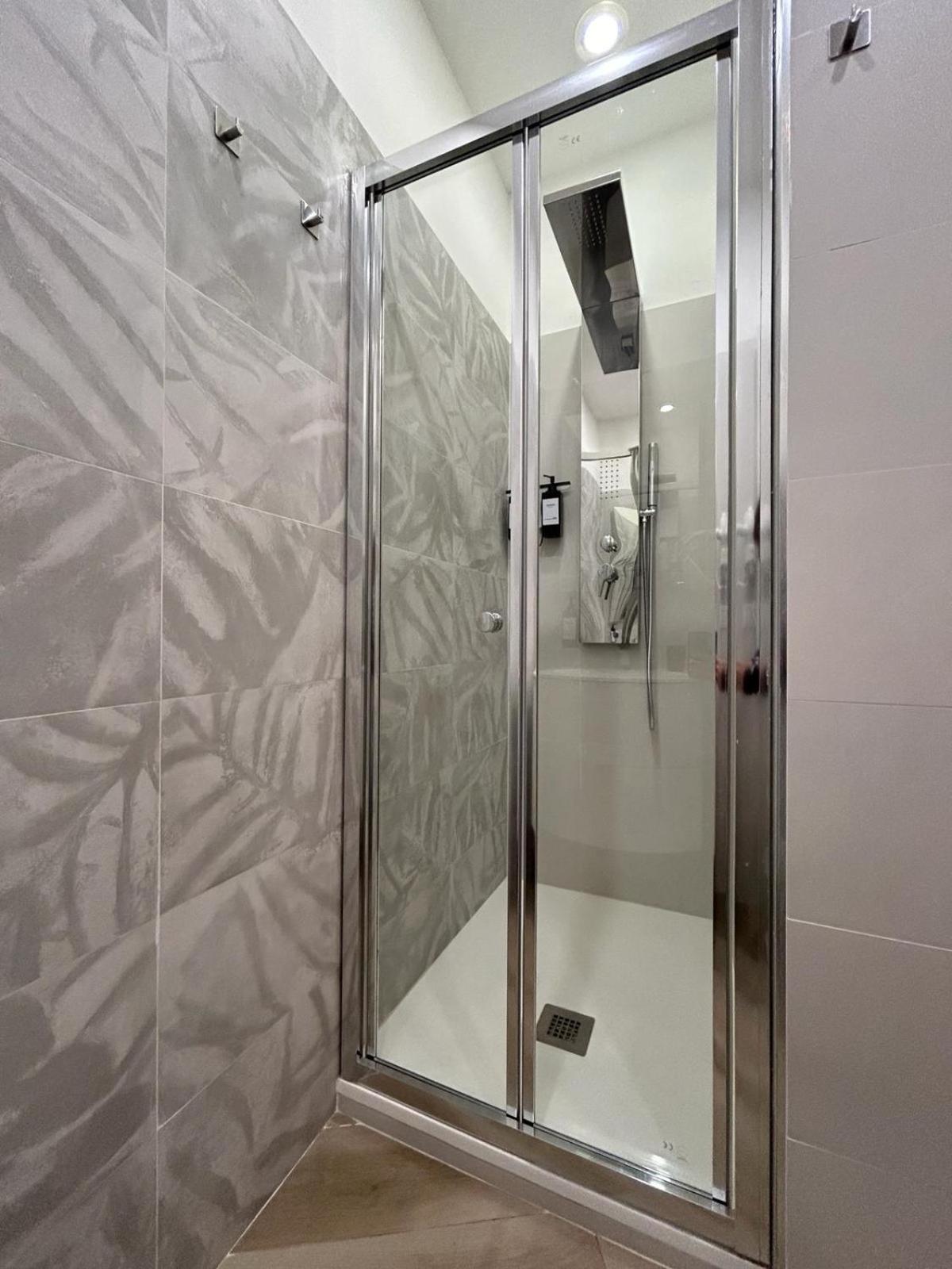 Modern Apartments Mm3 Afforifn Only 15 Min From Duomo Milan Exterior photo